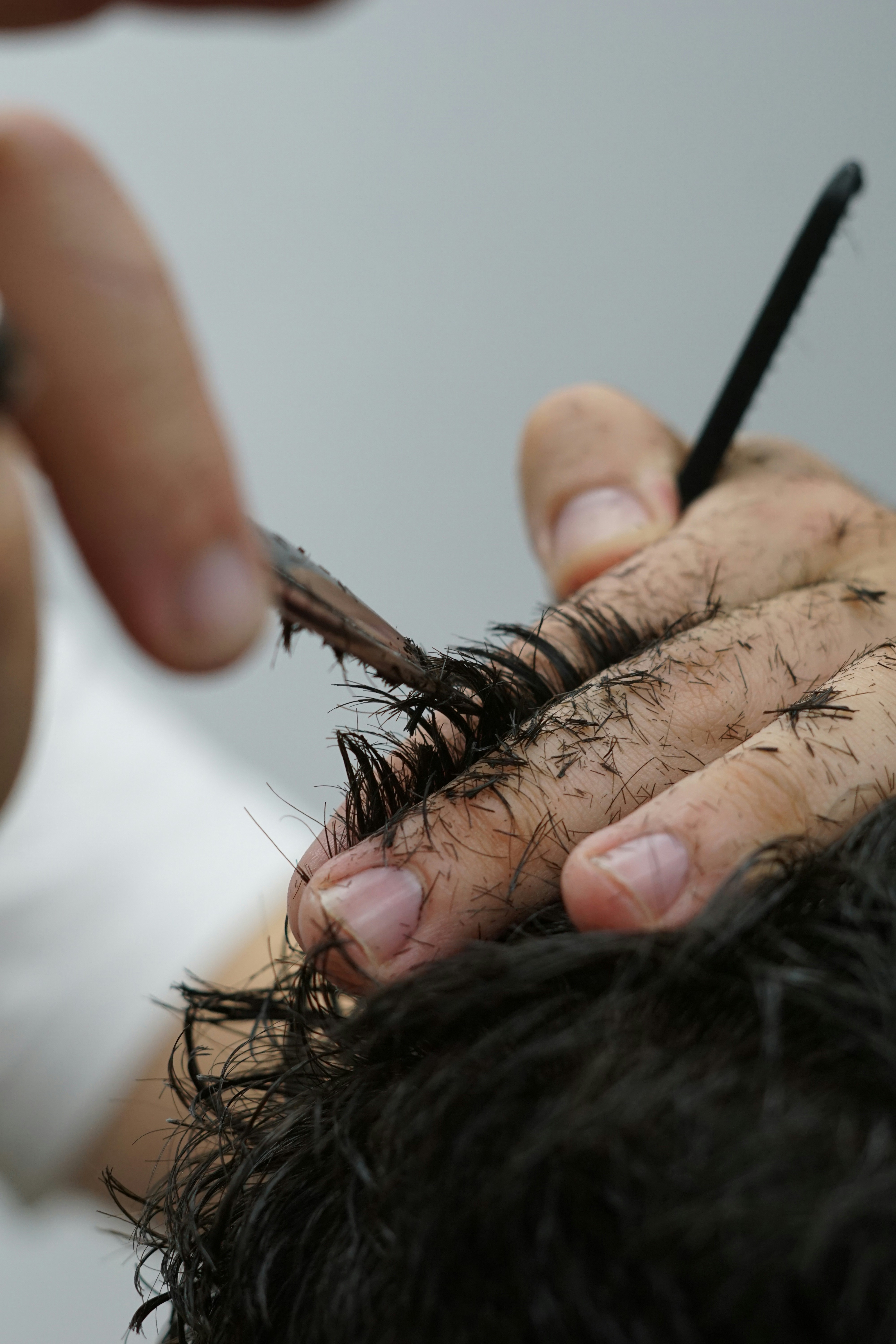 Professional Men's Haircut Dubai